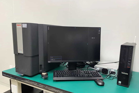 Desktop Scanning Electron Microscope (SEM)